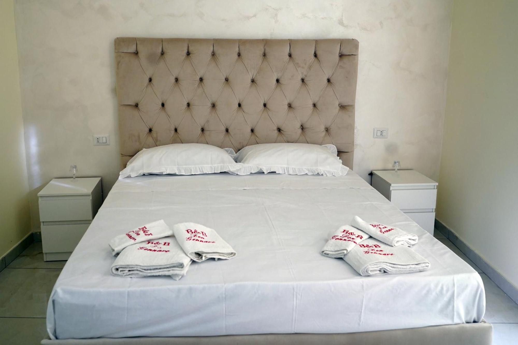 Beb Don Gennaro Bed & Breakfast Naples Exterior photo