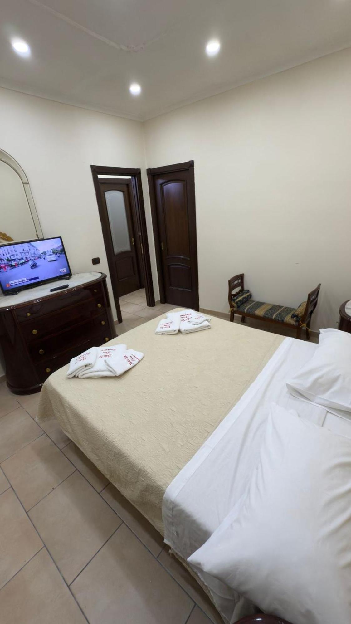 Beb Don Gennaro Bed & Breakfast Naples Exterior photo